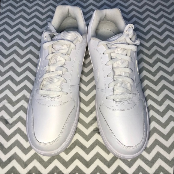 Excellent Condition Men’s Ebernon Low Triple White Basketball Shoes, Size 14 - Picture 4 of 6